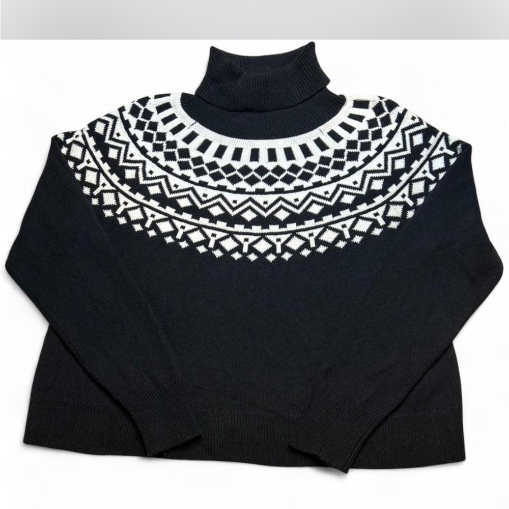 1901 Black and White Patterned Turtleneck Sweater
